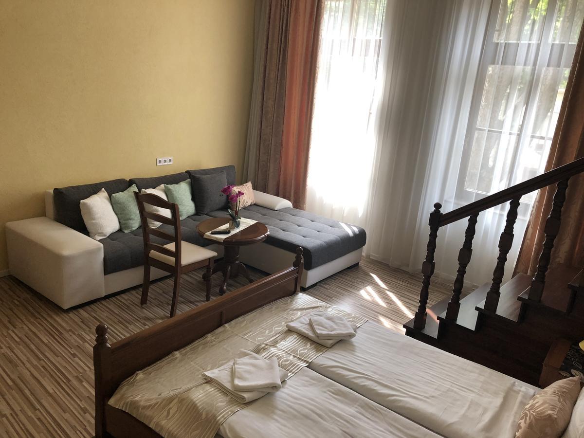 Mosoly Apartman Szeged Luaran gambar