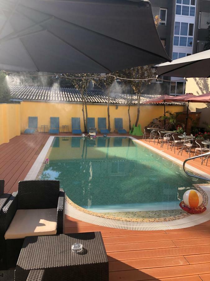 Mosoly Apartman Szeged Luaran gambar